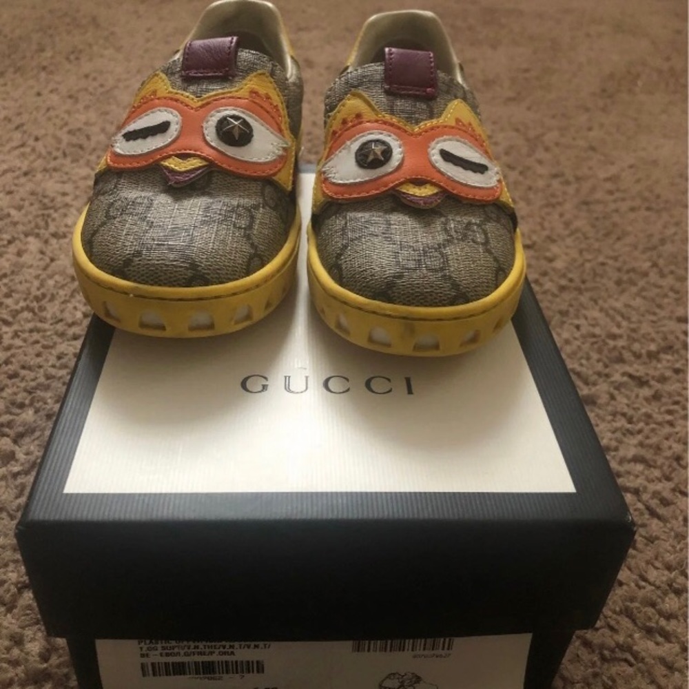 Gucci shoes